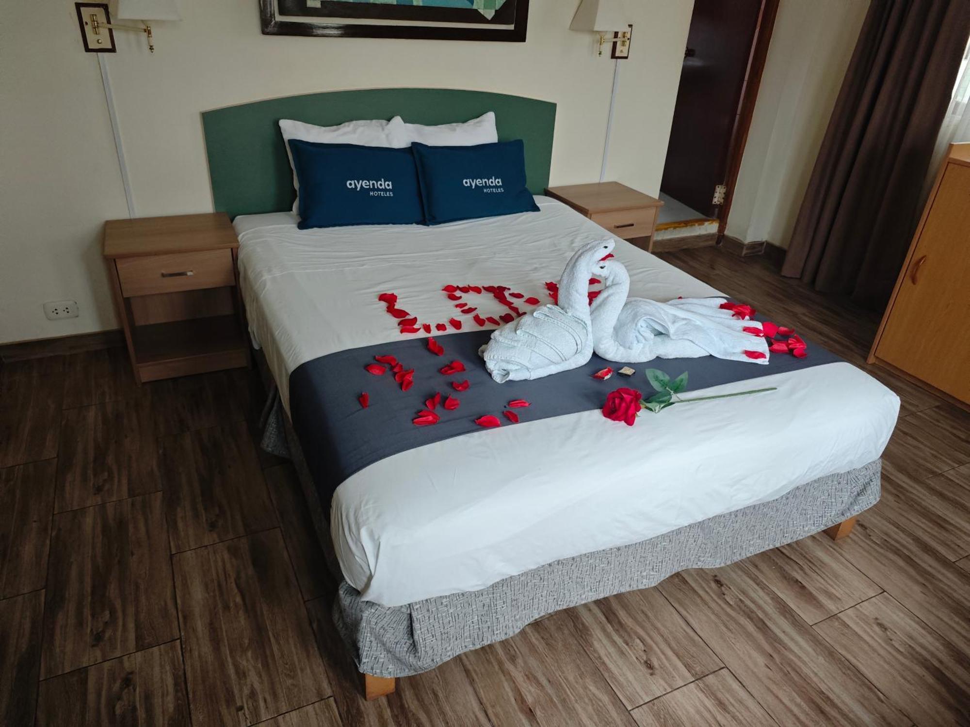 Hotel San Isidro Inn Lima Room photo